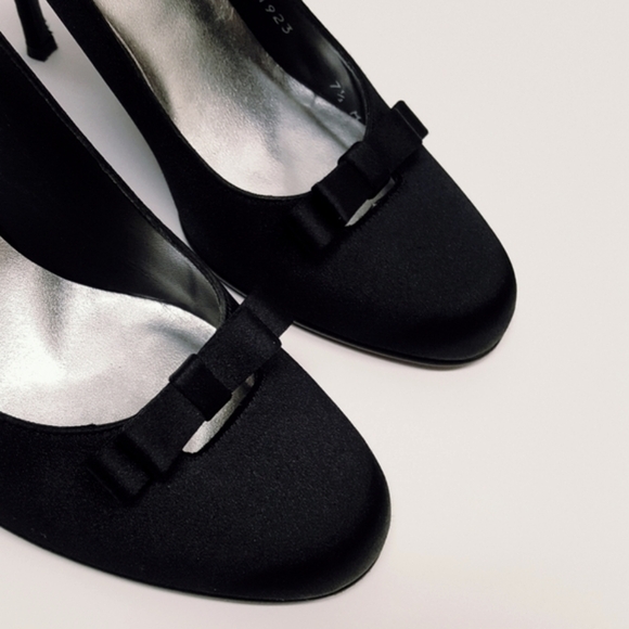 STUART WEITZMAN HEELS - Picture 4 of 8